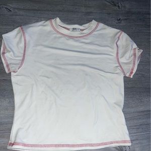 Basic off white cropped tee